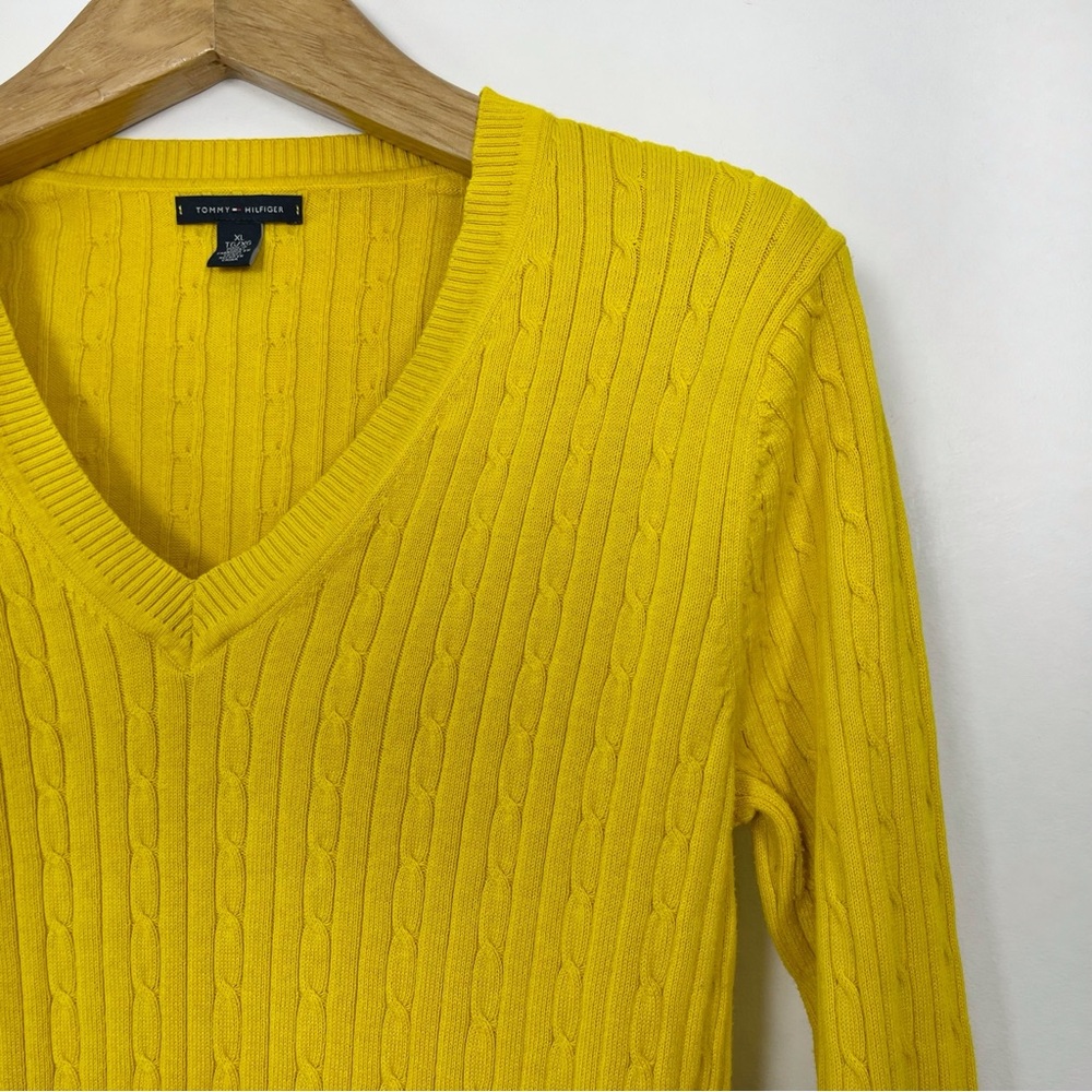 Tommy Hilfiger Mustard Yellow 100% Cotton Cable‎ Knit V-Neck Sweater Size XL